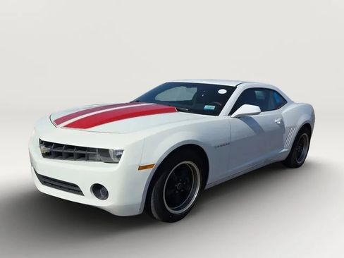 Used 2012 Chevrolet Camaro LS RWD image 30
