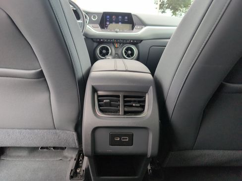 Used 2019 Chevrolet Blazer LT w/ Sun and Wheels Package FWD image 31