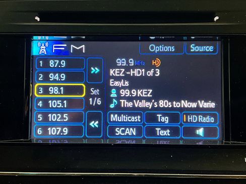 Used 2014 Toyota Avalon XLE Touring image 10