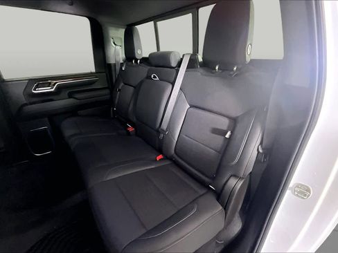 Used 2024 Chevrolet Silverado 2500 LT w/ Texas Edition AWD/4WD image 19