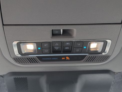 Used 2022 Ford F150 Lariat w/ Equipment Group 502A High image 18