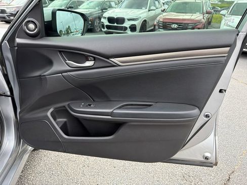 Used 2020 Honda Civic Touring image 14
