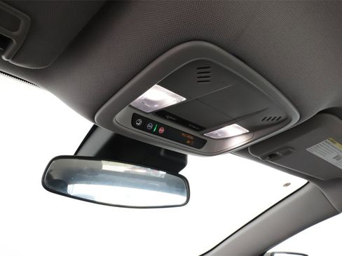 Used 2023 Chevrolet Malibu LT image 25