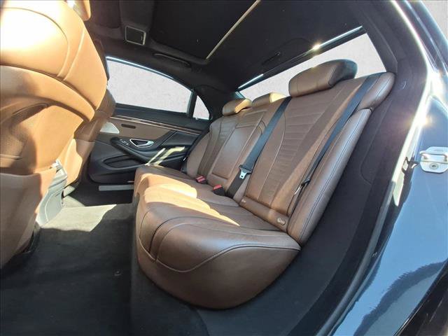 Used 2015 Mercedes-Benz S 550 Sedan image 18