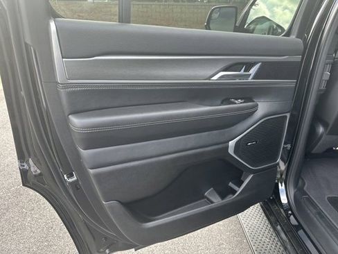 New 2025 Jeep Wagoneer Series II w/ Premium Group I image 20