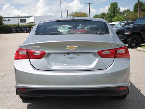 Used 2023 Chevrolet Malibu LT FWD image 4