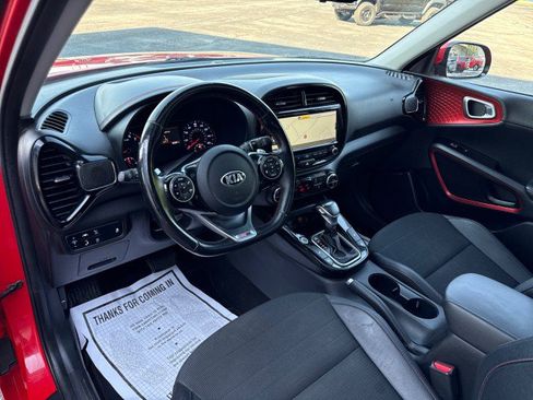 Used 2020 Kia Soul GT-Line Turbo FWD image 17