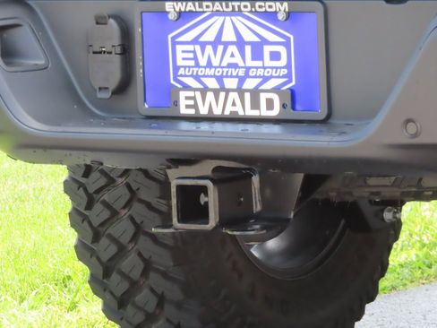 New 2025 Jeep Gladiator Willys image 16