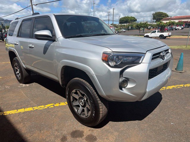 Used 2022 Toyota 4Runner SR5 AWD/4WD image 7