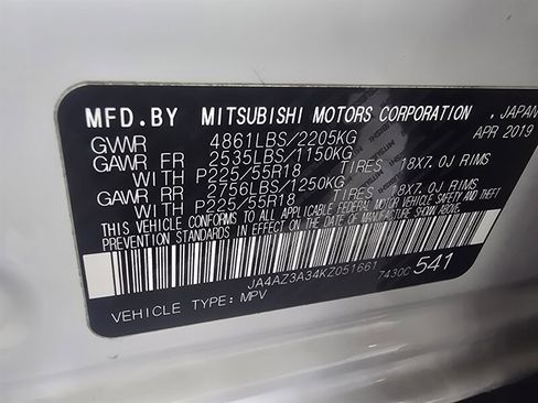 Used 2019 Mitsubishi Outlander SE image 32