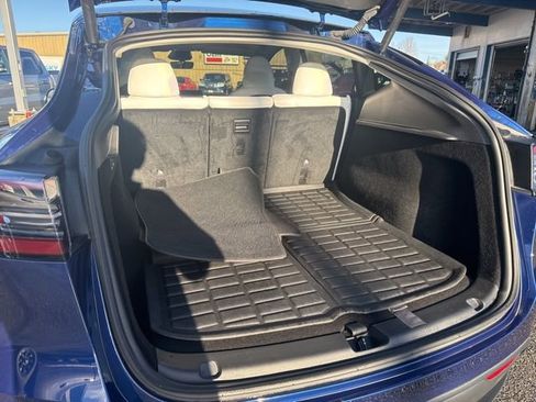 Used 2024 Tesla Model Y Performance image 16