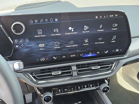 New 2025 Chevrolet Equinox EV RS image 11