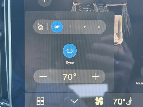 New 2026 Volvo XC60 B5 Plus w/ Protection Package image 24