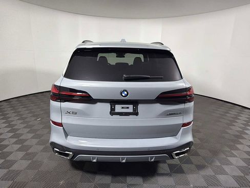 New 2026 BMW X5 xDrive40i w/ M Sport Package image 2