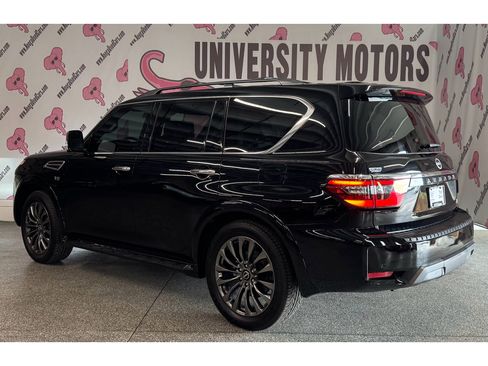 Used 2022 Nissan Armada Platinum w/ Captain's Chairs Package RWD image 13
