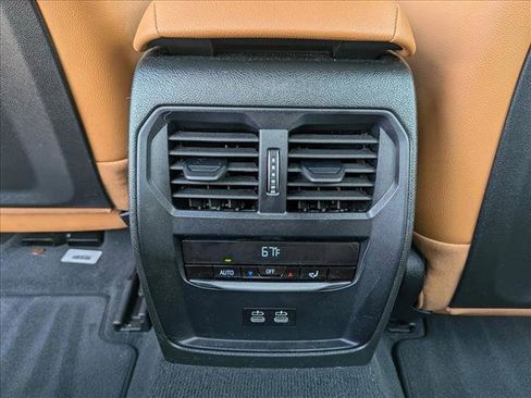 Used 2025 BMW 330i Sedan RWD image 19