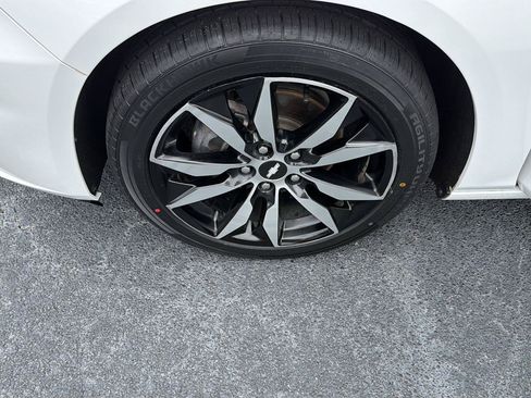 Used 2018 Chevrolet Malibu LT FWD image 33