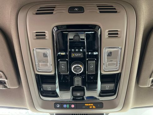 New 2026 GMC Yukon Denali w/ Denali Reserve Package AWD/4WD image 24