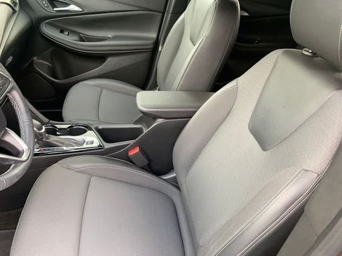Used 2023 Buick Encore GX Preferred w/ Cold Weather Comfort Package FWD image 17