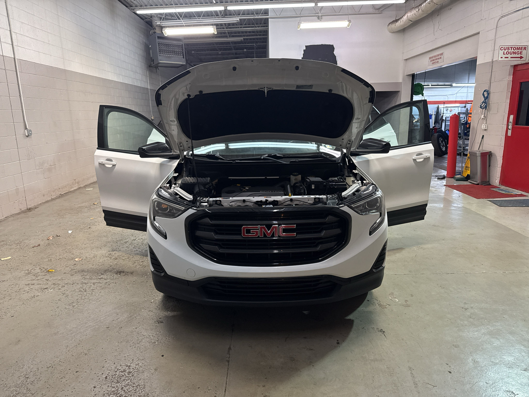 Used 2021 GMC Terrain SLE w/ Driver Convenience Package AWD/4WD image 10