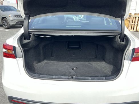 Used 2017 Toyota Avalon Limited w/ Carpet Mat Package image 24