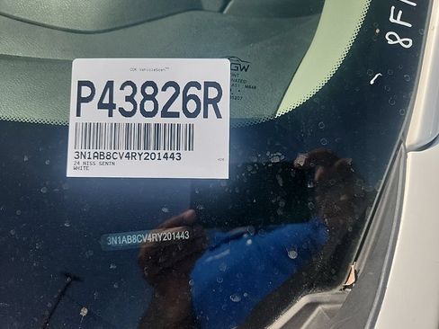 Used 2024 Nissan Sentra SV w/ Trunk Package FWD image 5