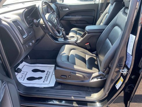 Used 2022 GMC Canyon AT4 image 29