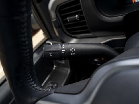 Used 2024 Ford F150 Lariat w/ Equipment Group 502A High image 24