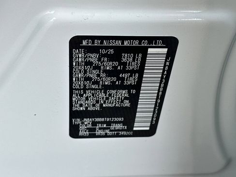 New 2026 Nissan Armada SL w/ Captain's Chari Seat Package image 23