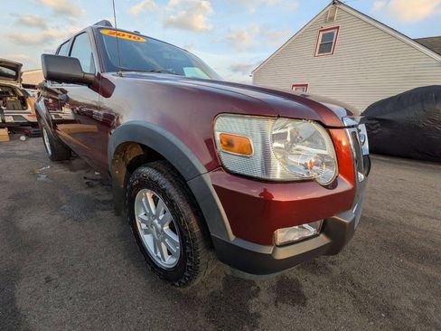Used 2010 Ford Explorer Sport Trac XLT image 4
