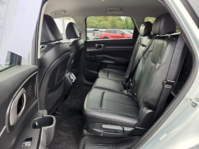 Used 2026 Kia Sorento EX AWD/4WD image 11