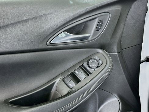 Used 2025 Buick Encore GX Preferred FWD image 15