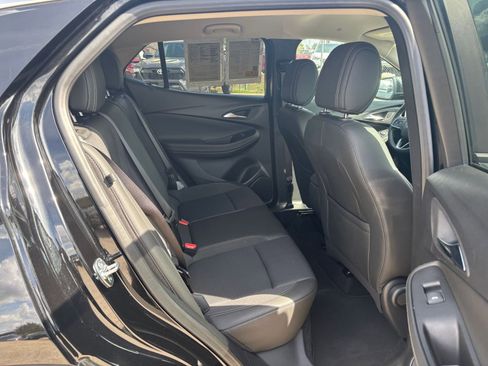 Used 2025 Buick Encore GX Preferred image 23