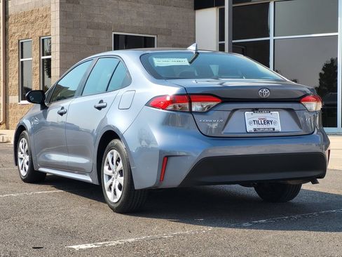 Used 2024 Toyota Corolla LE FWD image 5