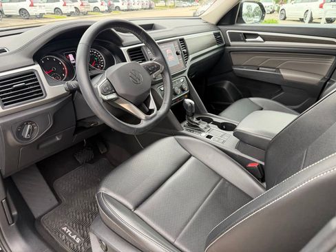 Used 2021 Volkswagen Atlas SE FWD image 11