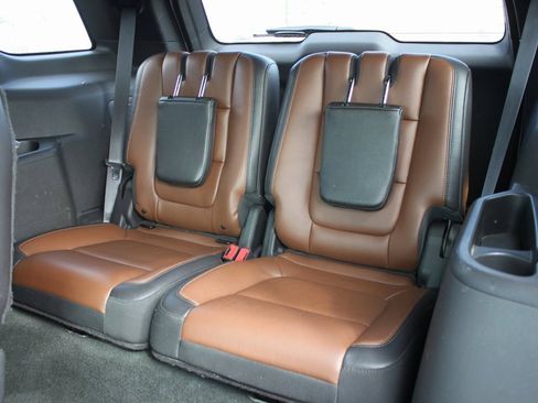 Used 2014 Ford Explorer Limited w/ Equipment Group 302A image 7