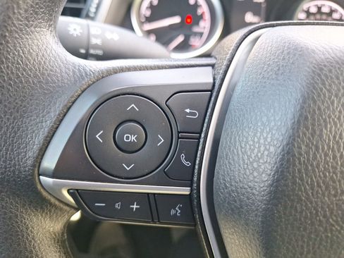 Used 2023 Toyota Camry LE image 21