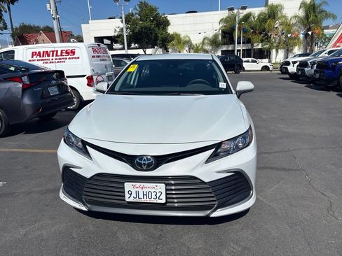 Used 2024 Toyota Camry LE FWD image 9