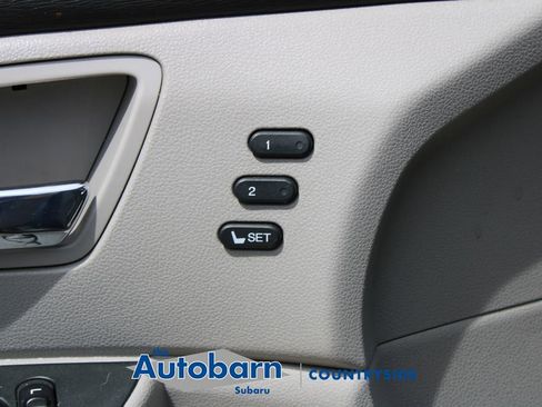 Used 2015 Honda Odyssey Touring Elite image 10