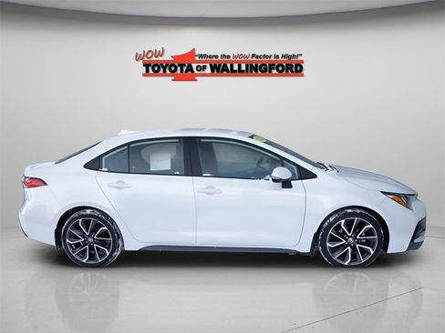 Certified 2022 Toyota Corolla SE w/ Carpet Mat Package (TMS) image 13