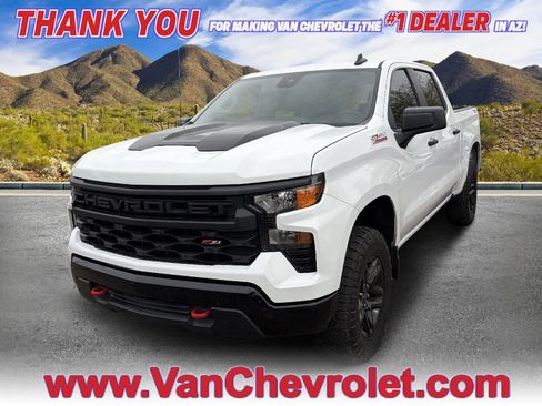 Used 2023 Chevrolet Silverado 1500 Custom Trail Boss AWD/4WD image 1