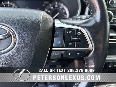 Used 2020 Toyota Highlander Limited image 27