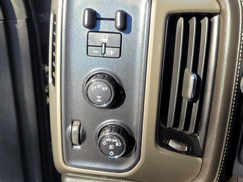 Used 2018 Chevrolet Silverado 3500 High Country w/ Duramax Plus Package image 25