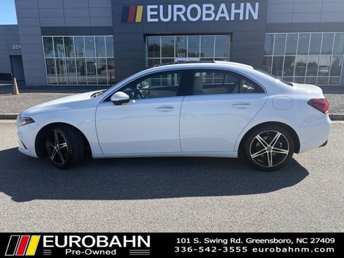 Used 2021 Mercedes-Benz A 220 A 220 image 2