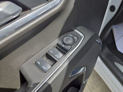 Used 2025 Chevrolet Silverado 1500 LT AWD/4WD image 13