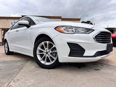 Used 2020 Ford Fusion SE FWD image 33