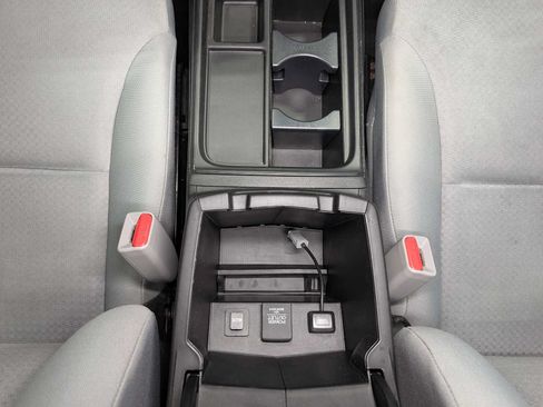 Used 2015 Honda CR-V LX image 14