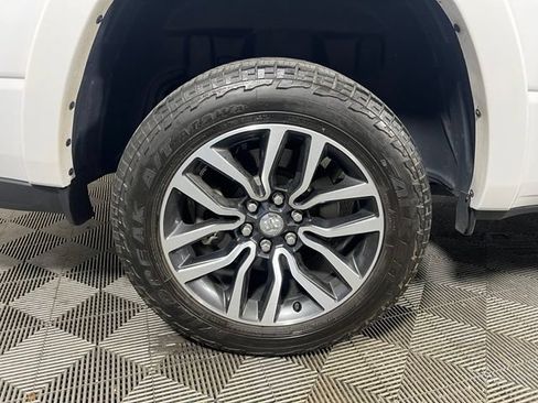 Certified 2025 RAM 1500 Limited w/ Off Road Group AWD/4WD image 14