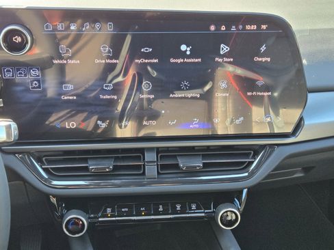 New 2026 Chevrolet Equinox EV RS image 13