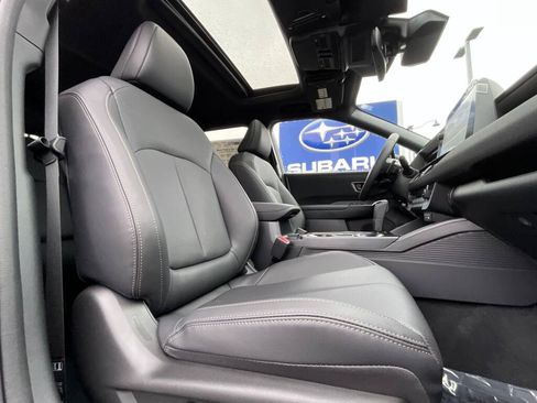Used 2026 Subaru Outback Limited AWD/4WD image 11